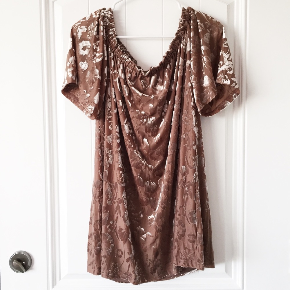🌼 velvet floral off shoulder mini 🌼